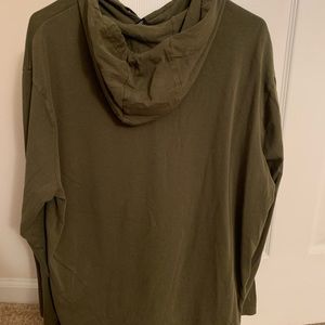 Nike lightweight pullover